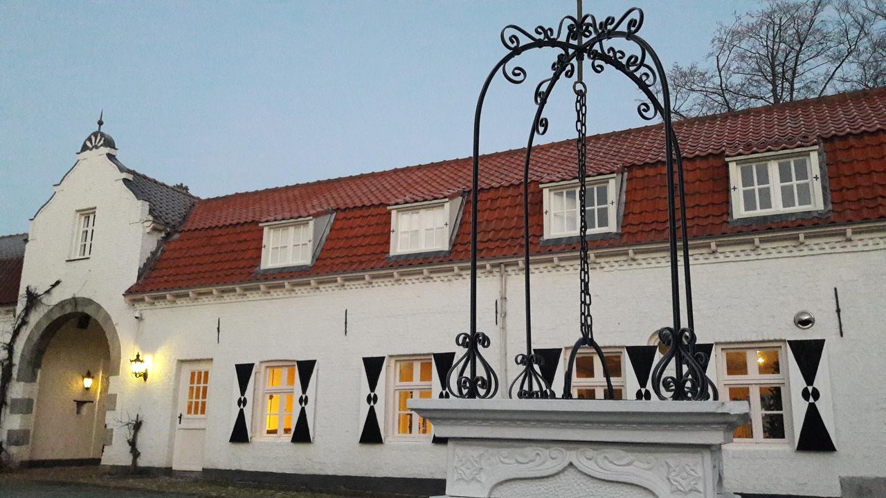Kasteel Aldenghoor Bed & Breakfast Haelen Exterior foto