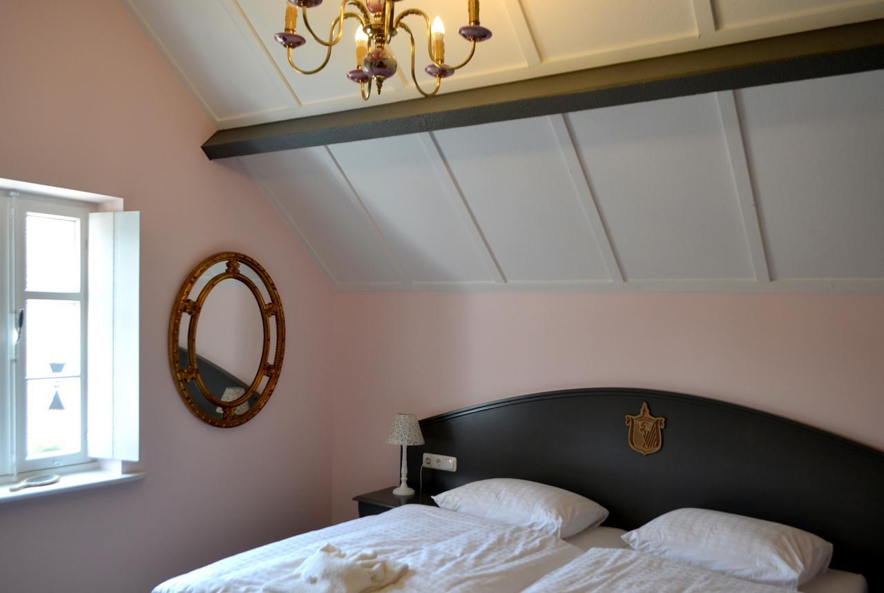 Kasteel Aldenghoor Bed & Breakfast Haelen Exterior foto